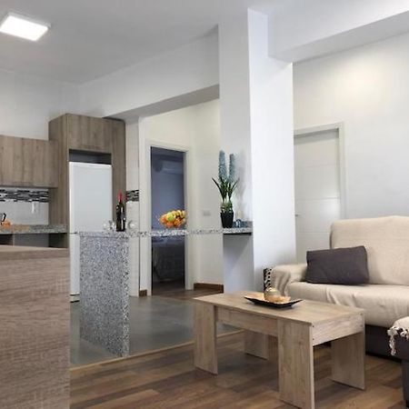 Rg Apartamentos Алмерия Екстериор снимка
