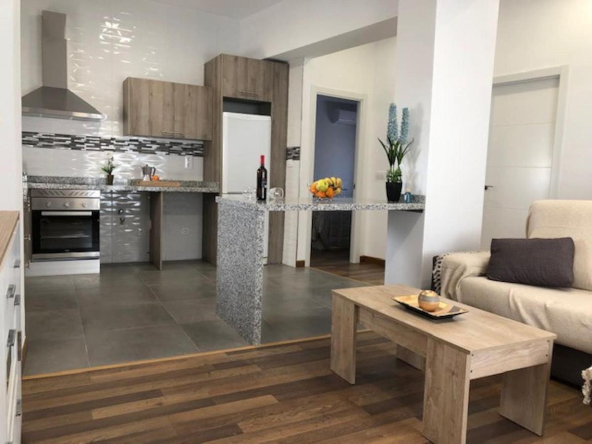 Rg Apartamentos Алмерия Екстериор снимка