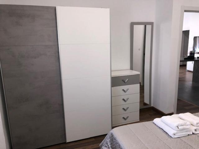 Rg Apartamentos Алмерия Екстериор снимка