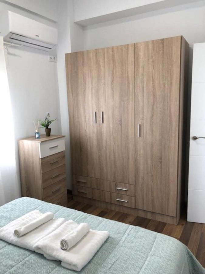 Rg Apartamentos Алмерия Екстериор снимка