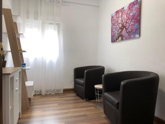 Rg Apartamentos Алмерия Екстериор снимка